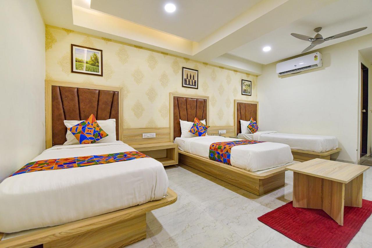 Hotel Legrand.Inn Amhedabad Dış mekan fotoğraf