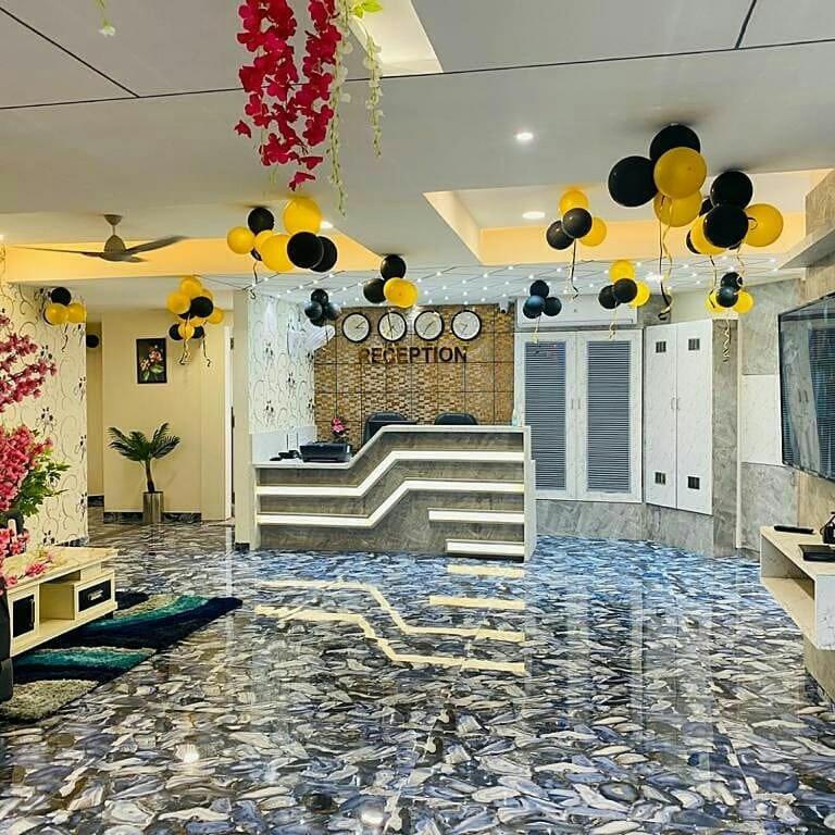 Hotel Legrand.Inn Amhedabad Dış mekan fotoğraf